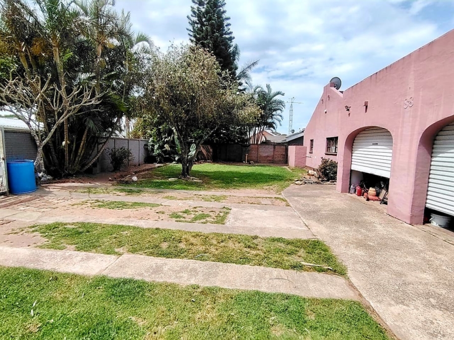 4 Bedroom Property for Sale in Gonubie Eastern Cape
